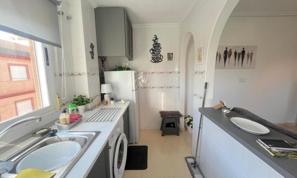 Resale - Wohnung Appartement -
Algorfa