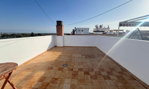 Resale - Wohnung Appartement -
Algorfa