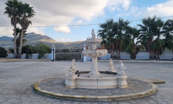 Sprzedaż - Willa wolnostojąca -
Hondón de los Fráiles