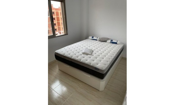 Sprzedaż - Apartament mieszkanie -
San Miguel de Salinas