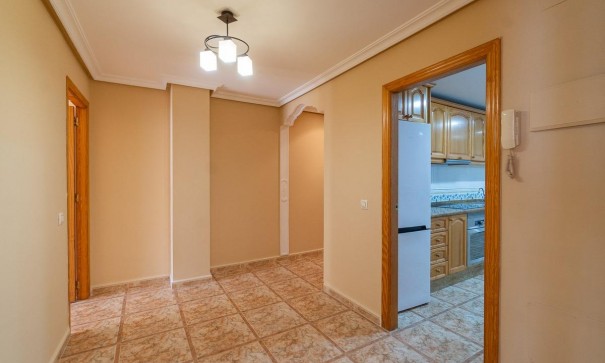 Herverkoop - Apartement Flat -
Torrevieja - Centro