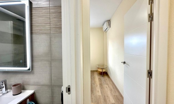 Herverkoop - Apartement Flat -
Torrevieja - Torreblanca