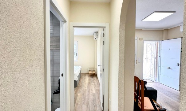 Herverkoop - Apartement Flat -
Torrevieja - Torreblanca