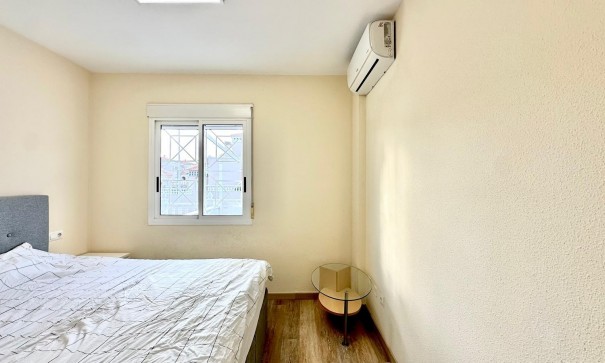 Herverkoop - Apartement Flat -
Torrevieja - Torreblanca