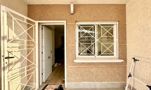 Herverkoop - Apartement Flat -
Torrevieja - Torreblanca