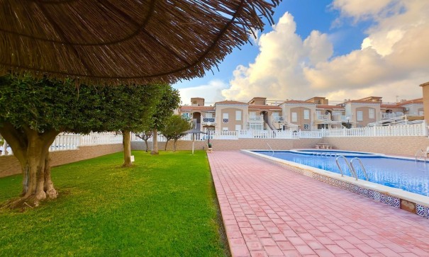 Herverkoop - Apartement Flat -
Torrevieja - Torreblanca