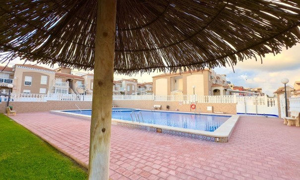 Herverkoop - Apartement Flat -
Torrevieja - Torreblanca