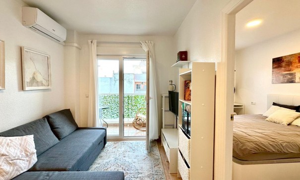 Herverkoop - Apartement Flat -
Torrevieja - Centro