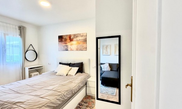 Herverkoop - Apartement Flat -
Torrevieja - Centro