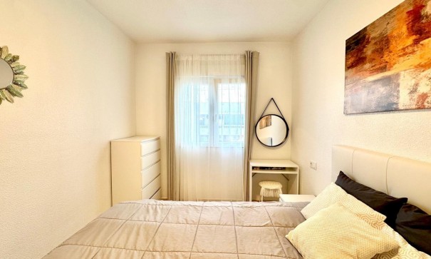 Herverkoop - Apartement Flat -
Torrevieja - Centro