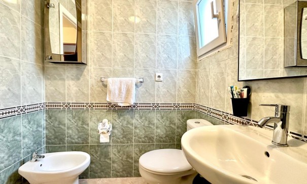 Herverkoop - Apartement Flat -
Torrevieja - Centro