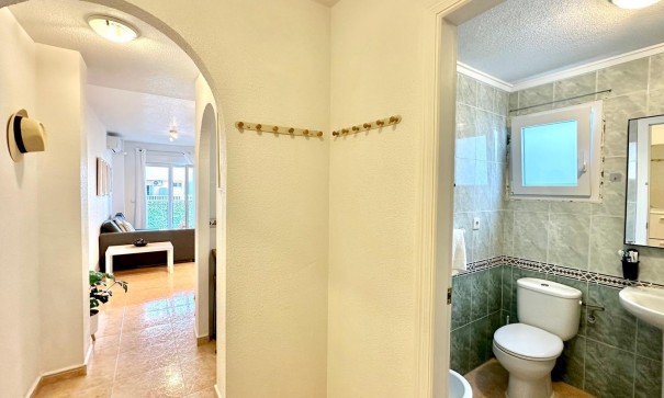 Herverkoop - Apartement Flat -
Torrevieja - Centro