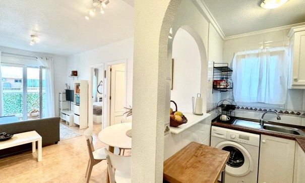 Herverkoop - Apartement Flat -
Torrevieja - Centro