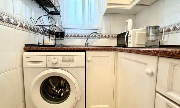 Herverkoop - Apartement Flat -
Torrevieja - Centro