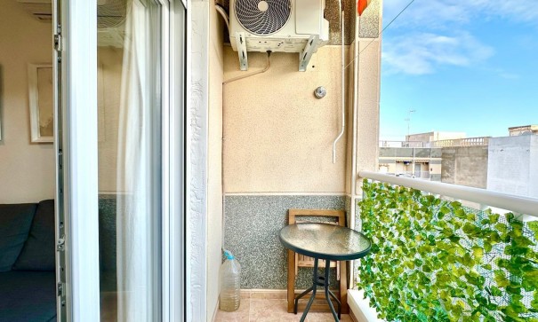 Herverkoop - Apartement Flat -
Torrevieja - Centro