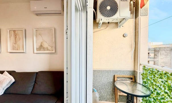 Herverkoop - Apartement Flat -
Torrevieja - Centro