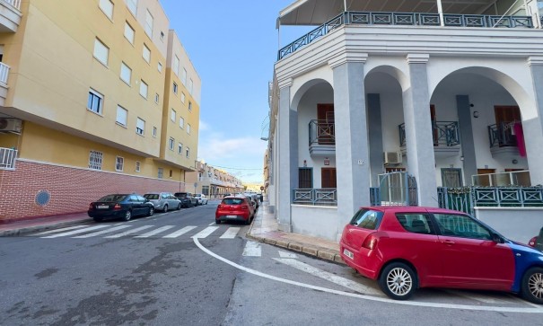 Herverkoop - Apartement Flat -
Torrevieja - Centro