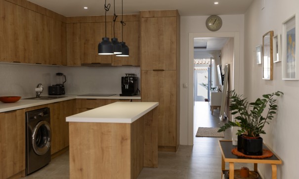 Sprzedaż - Dom miejski -
Torrevieja