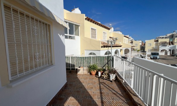 Herverkoop - Halfvrijstaande villa -
Villamartín - Panorama Golf