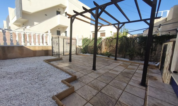 Venta - Casa de pueblo -
Los Balcones - Los Altos del Edén - Lago Jardin