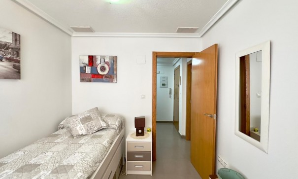Herverkoop - Apartement Flat -
Torrevieja - torrevieja
