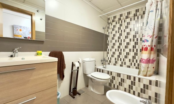 Herverkoop - Apartement Flat -
Torrevieja - torrevieja