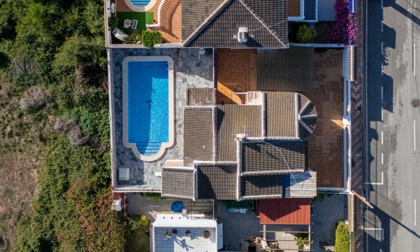 Sale - Detached Villa -
Torrevieja - Urbanización San Luis