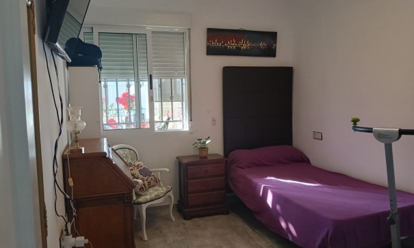 Venta - Apartamento piso -
Los Montesinos - La herrada