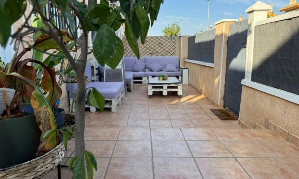 Sprzedaż - Willa w zabudowie bliźniaczej -
Torre de la Horadada