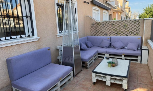 Sprzedaż - Willa w zabudowie bliźniaczej -
Torre de la Horadada