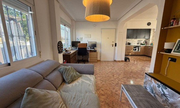 Sprzedaż - Willa w zabudowie bliźniaczej -
Torre de la Horadada