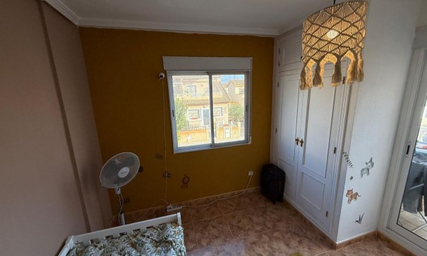 Sprzedaż - Willa w zabudowie bliźniaczej -
Torre de la Horadada