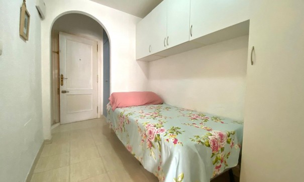 Återförsäljning - Lägenhet lägenhet -
Torrevieja - Estacion de autobuses