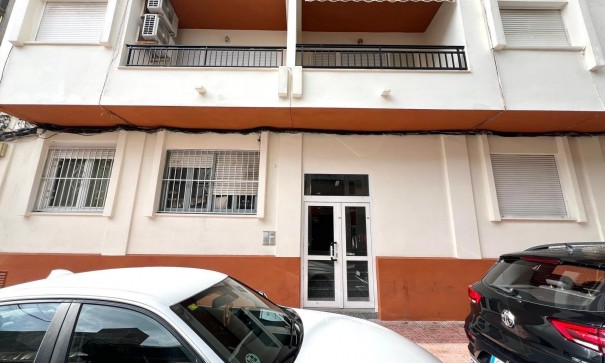 Videresalg - Lejlighed lejlighed -
Torrevieja - Paseo maritimo