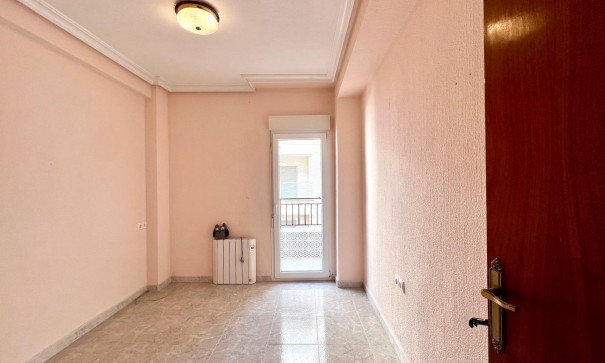 Videresalg - Lejlighed lejlighed -
Torrevieja - Paseo maritimo