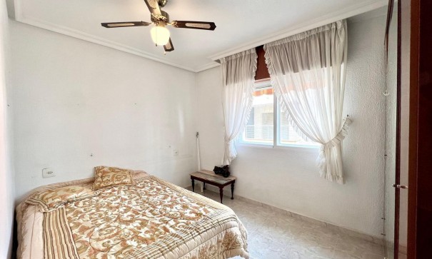 Videresalg - Lejlighed lejlighed -
Torrevieja - Paseo maritimo