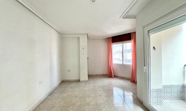 Videresalg - Lejlighed lejlighed -
Torrevieja - Paseo maritimo