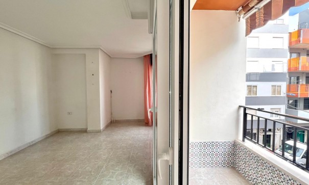 Videresalg - Lejlighed lejlighed -
Torrevieja - Paseo maritimo