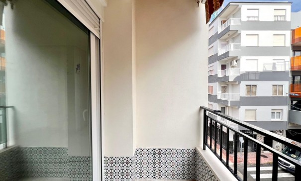 Videresalg - Lejlighed lejlighed -
Torrevieja - Paseo maritimo