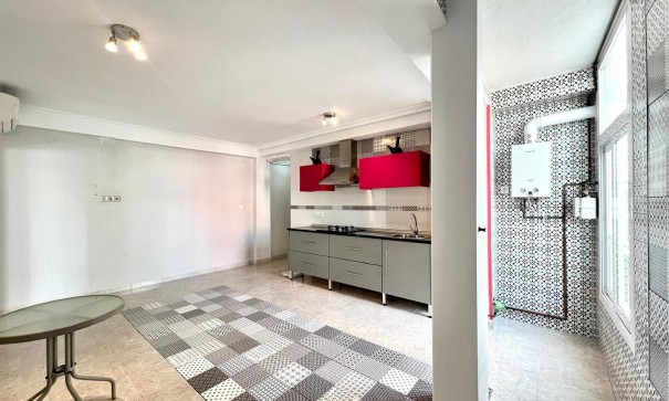 Videresalg - Lejlighed lejlighed -
Torrevieja - Paseo maritimo