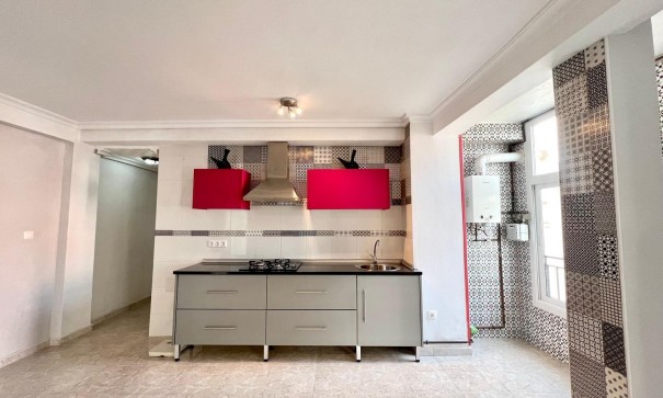 Videresalg - Lejlighed lejlighed -
Torrevieja - Paseo maritimo