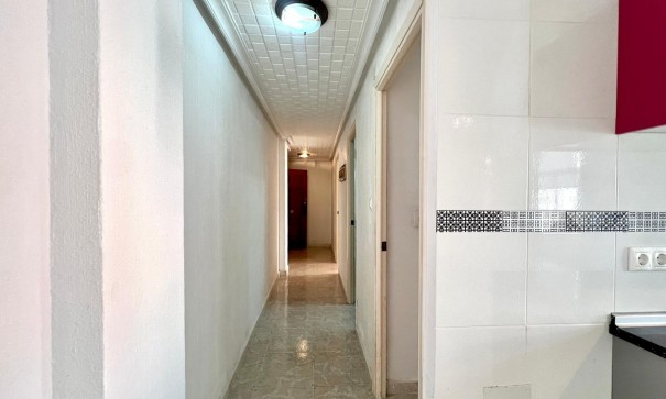 Videresalg - Lejlighed lejlighed -
Torrevieja - Paseo maritimo