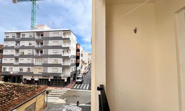 Videresalg - Lejlighed lejlighed -
Torrevieja - Paseo maritimo