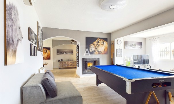 Videresalg - Fritliggende villa -
Pinar de Campoverde