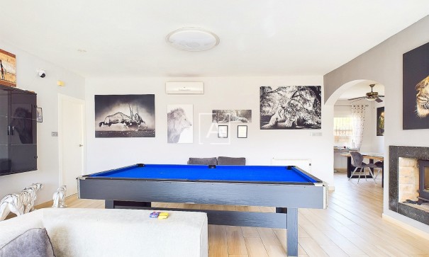 Videresalg - Fritliggende villa -
Pinar de Campoverde