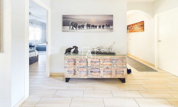 Videresalg - Fritliggende villa -
Pinar de Campoverde