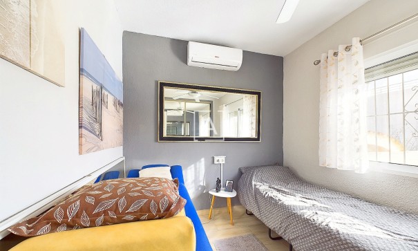 Videresalg - Fritliggende villa -
Pinar de Campoverde