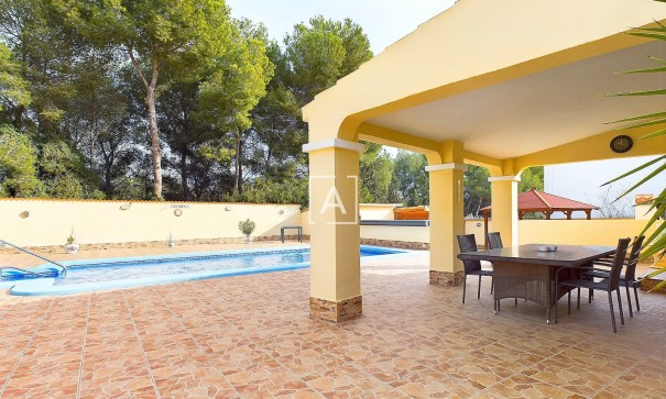 Videresalg - Fritliggende villa -
Pinar de Campoverde