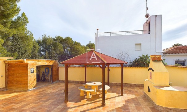 Videresalg - Fritliggende villa -
Pinar de Campoverde