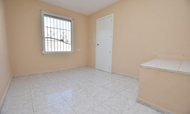 Venta - Chalet Independiente -
Torrevieja - Lago Jardín II